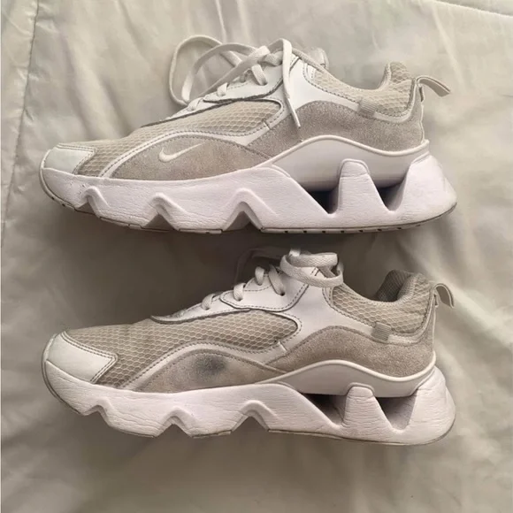 Stylish White and Cream Women's Sneakers - Picture 4 of 6